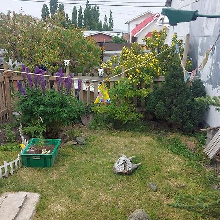 Cabana El Buho - Esmeralda Пуерто-Наталес Екстер'єр фото